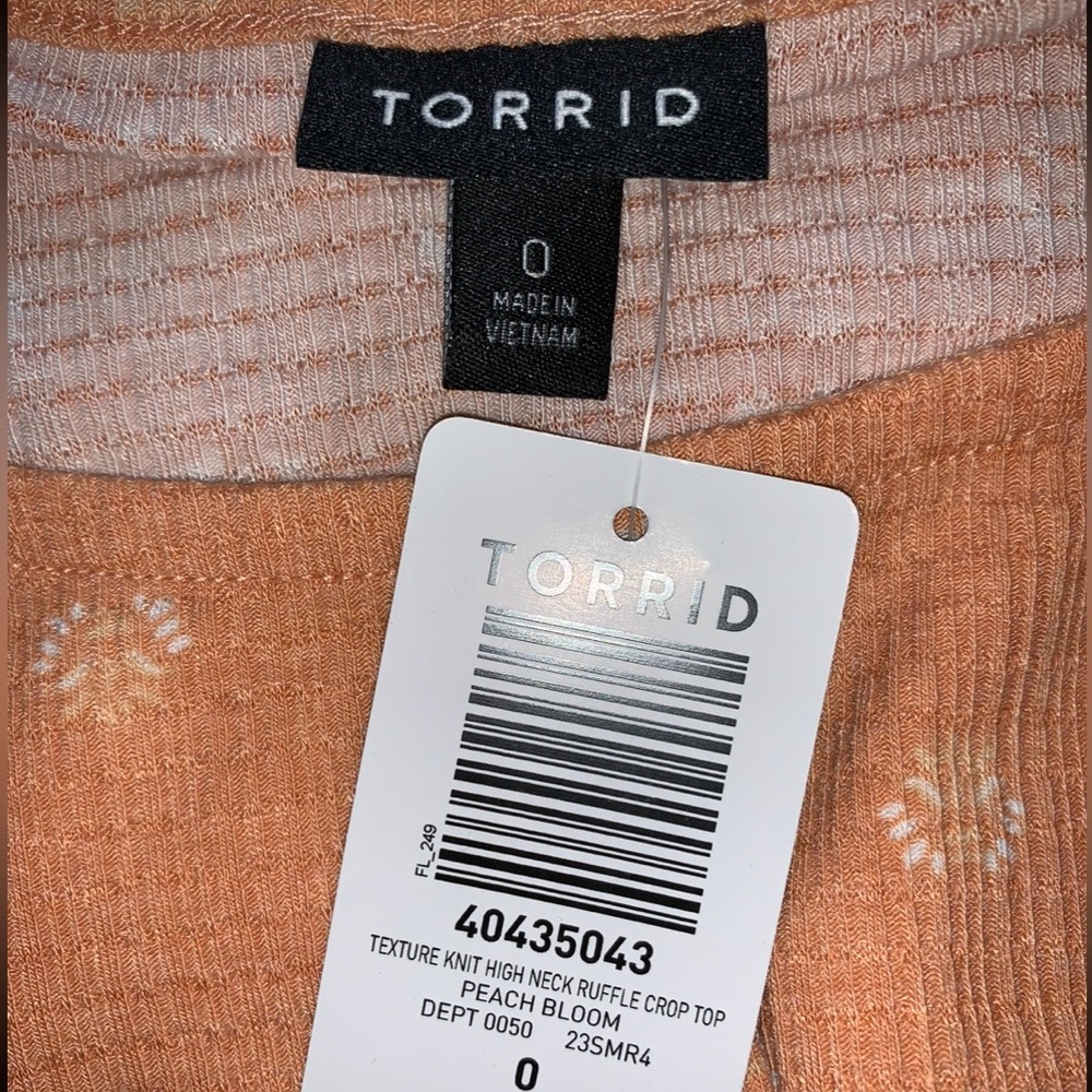 Torrid  -Size 0 - Picture 6 of 8